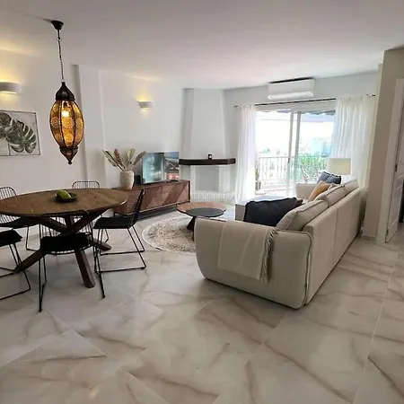 Dom wakacyjny Riviera, - 3 Bedroom *